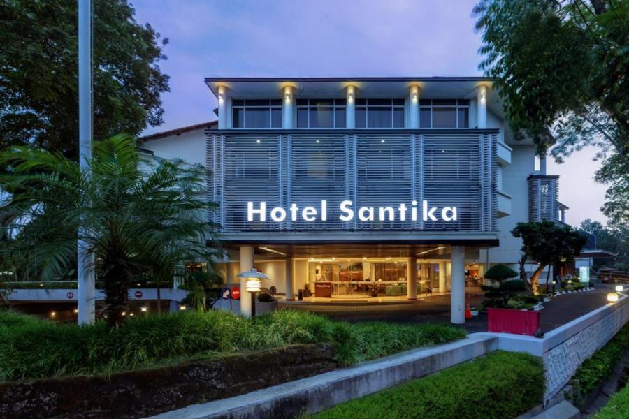 Hotel Santika Pasir Koja Bandung Esterno foto