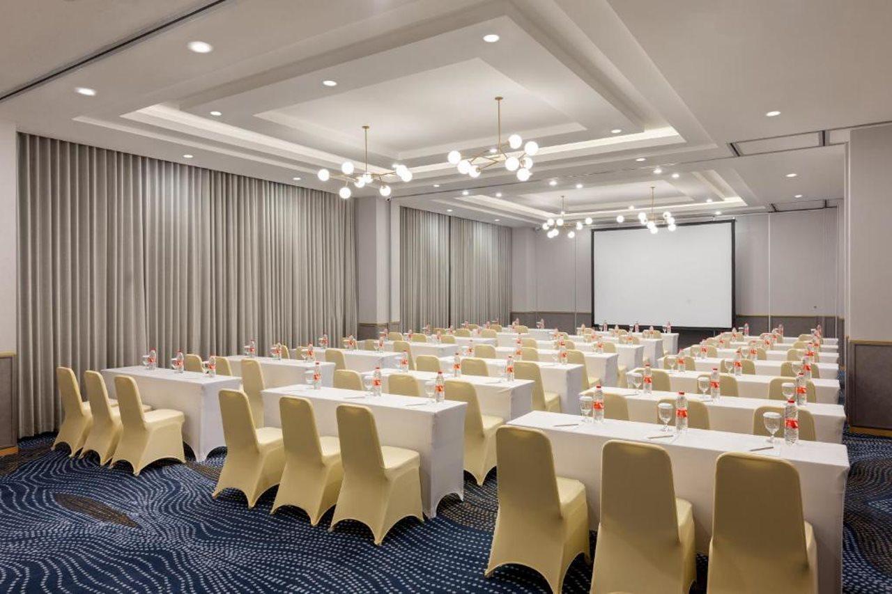 Hotel Santika Pasir Koja Bandung Esterno foto
