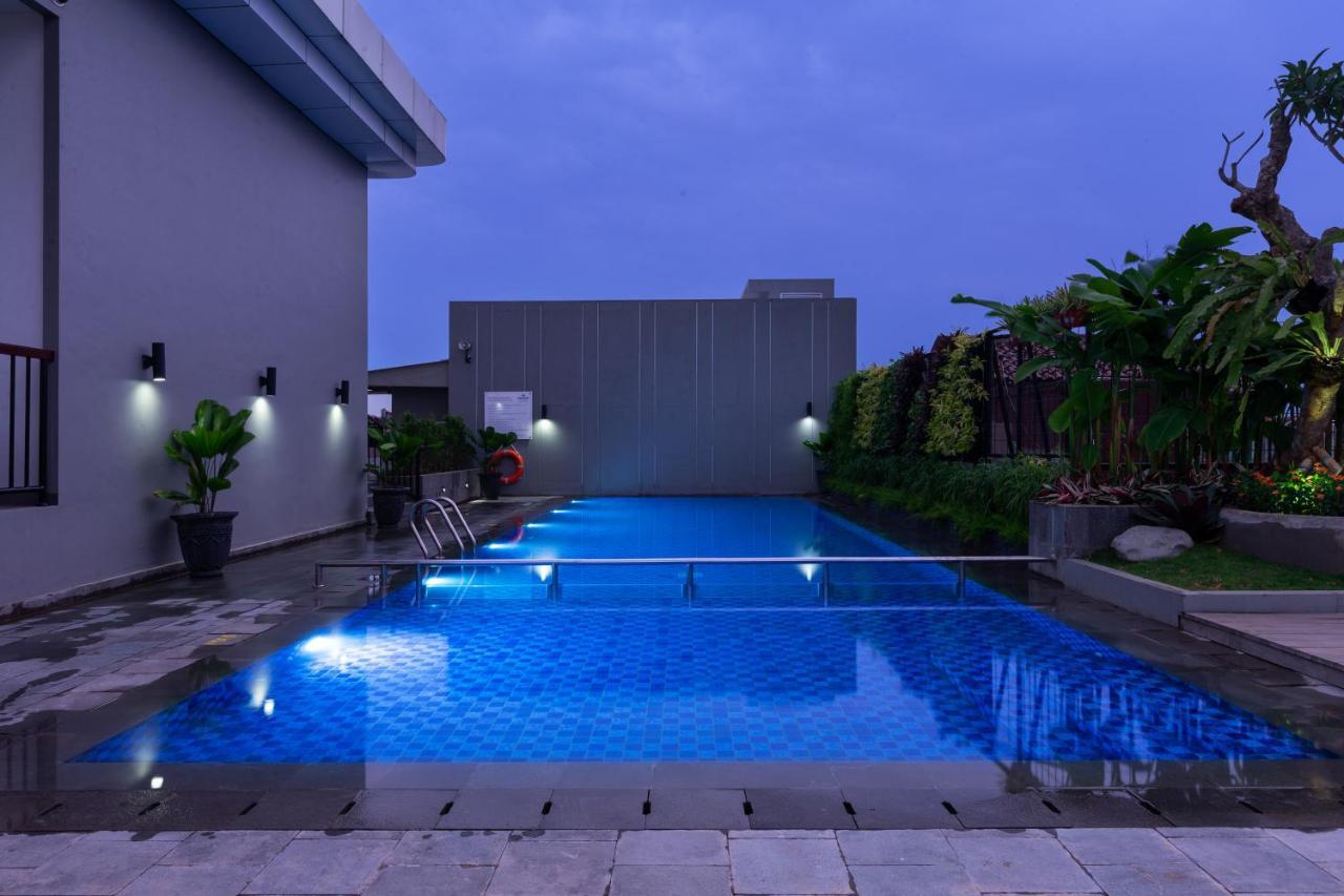 Hotel Santika Pasir Koja Bandung Esterno foto
